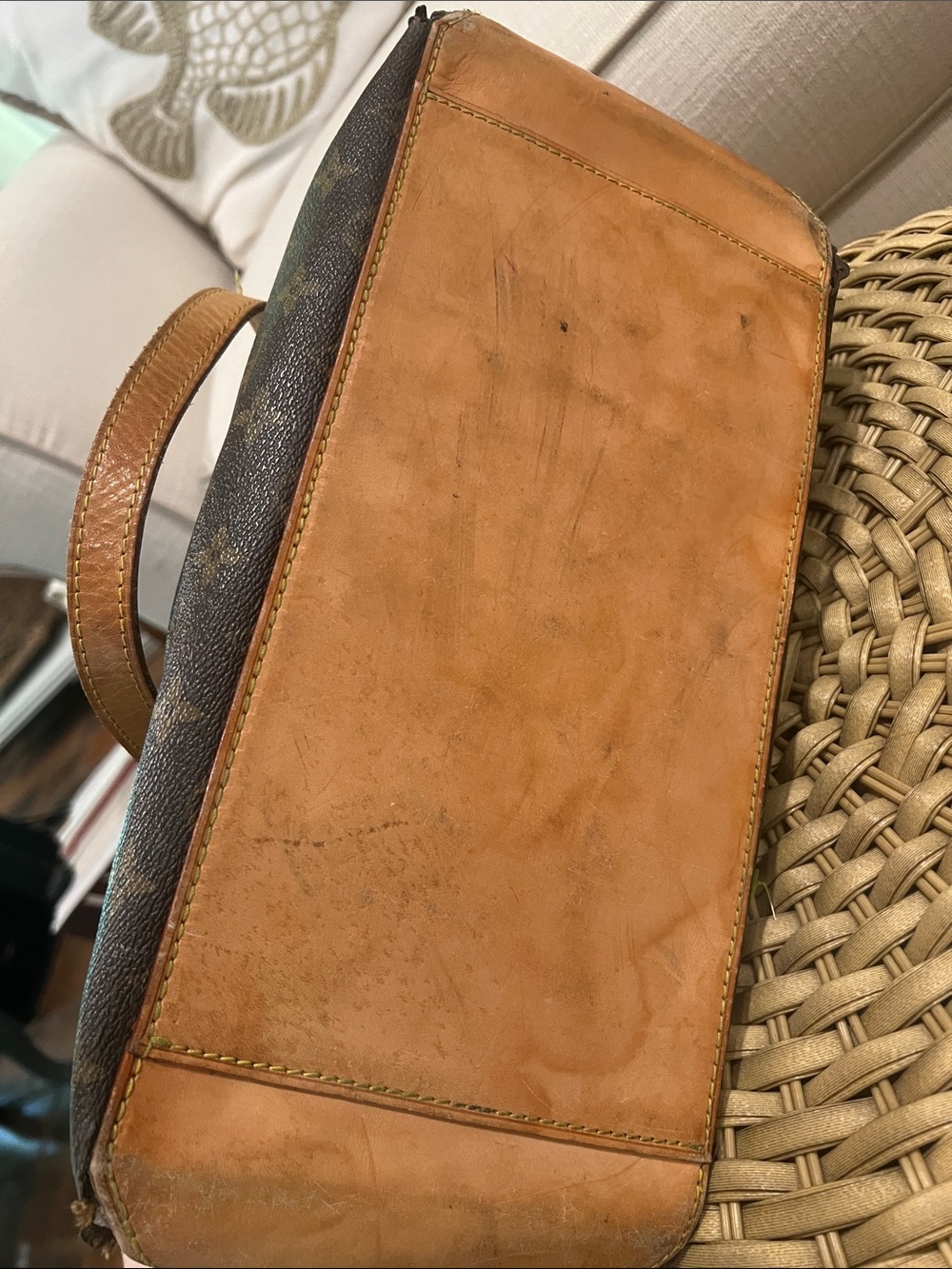 Louis Vuitton Cabas Mezzo Monogram Shoulder Tote - Picture 8 of 16